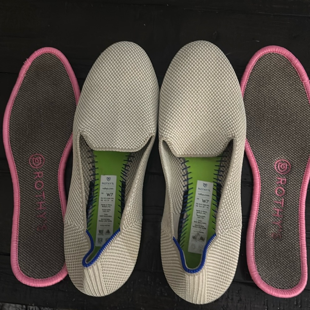 Rothy’s Loafer size 7.